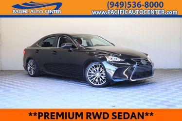 2018 Lexus IS 300