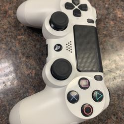 PS4 Controller 