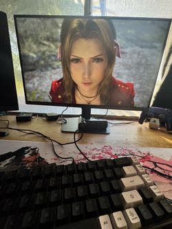 Samsung 27” Odyssey G50D QHD IPS 180Hz 1ms AMD Freesync and G-sync compatible Gaming Monitor with HDR 400
