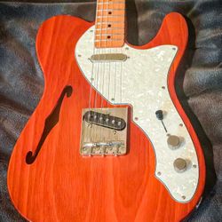 Squier Classic Vibe 60s Telecaster Thinline electric guitar 6 string