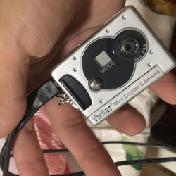 Silver Vivitar Mini Digital Camera W Charger Cable Like New