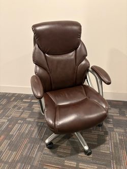 Brown Leather Executive Office Chair
