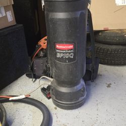 Rubbermaid Comercial Bp10q Vacuum 