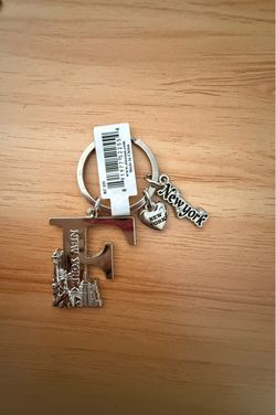 New York keychain with the initial letter F