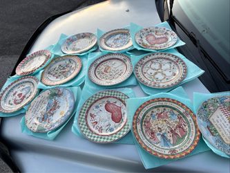 Complete set Christmas Plates