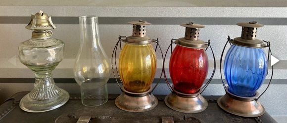 Vintage Ribbed Glass Railroad Style Tealight Lanterns with Glass Oil Lamp