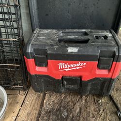 Milwaukee Shop vac M18
