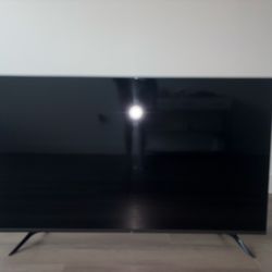 📺 LG 55” Smart TV – Like New