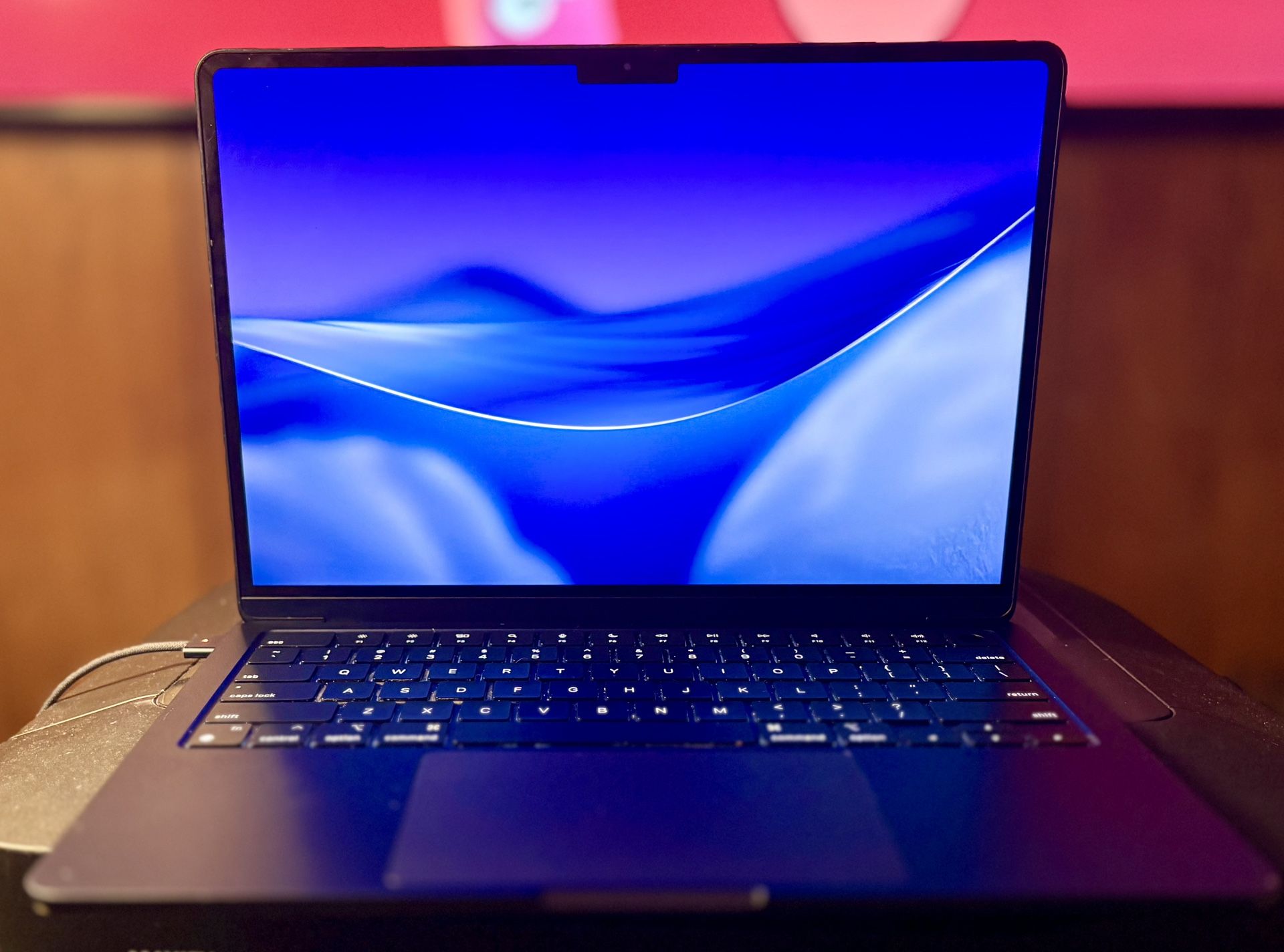 MacBook Air M2 2022 16GB (Excellent Condition)!