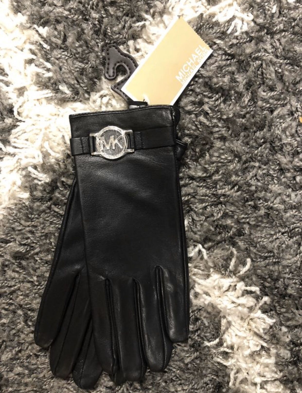 Michael Kors gloves (brand new)