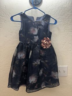 Girls Floral Sleeveless Dresses size 6