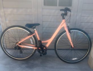 Batch Bike hybrid peach