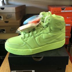 Jordan 1 Retro AJKO Billie Eilish Size 7.5 Womens “Brand New DS”