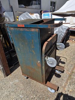 Service cart