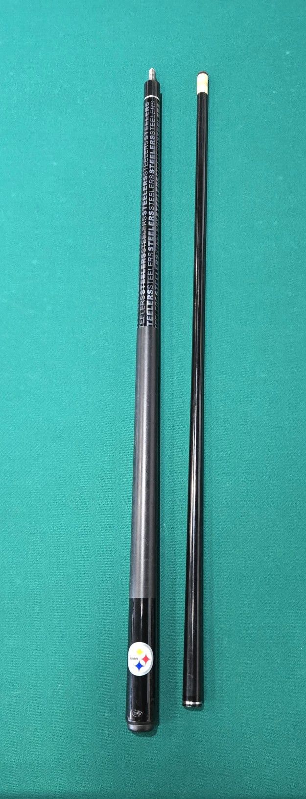 Eliminator 'Steelers' Pool Cue, Great Condition