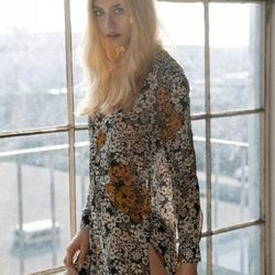 H&M Floral Sheer Button Up Tunic Dress Split Sides Top Women's Size 4 S Small M Medium 
