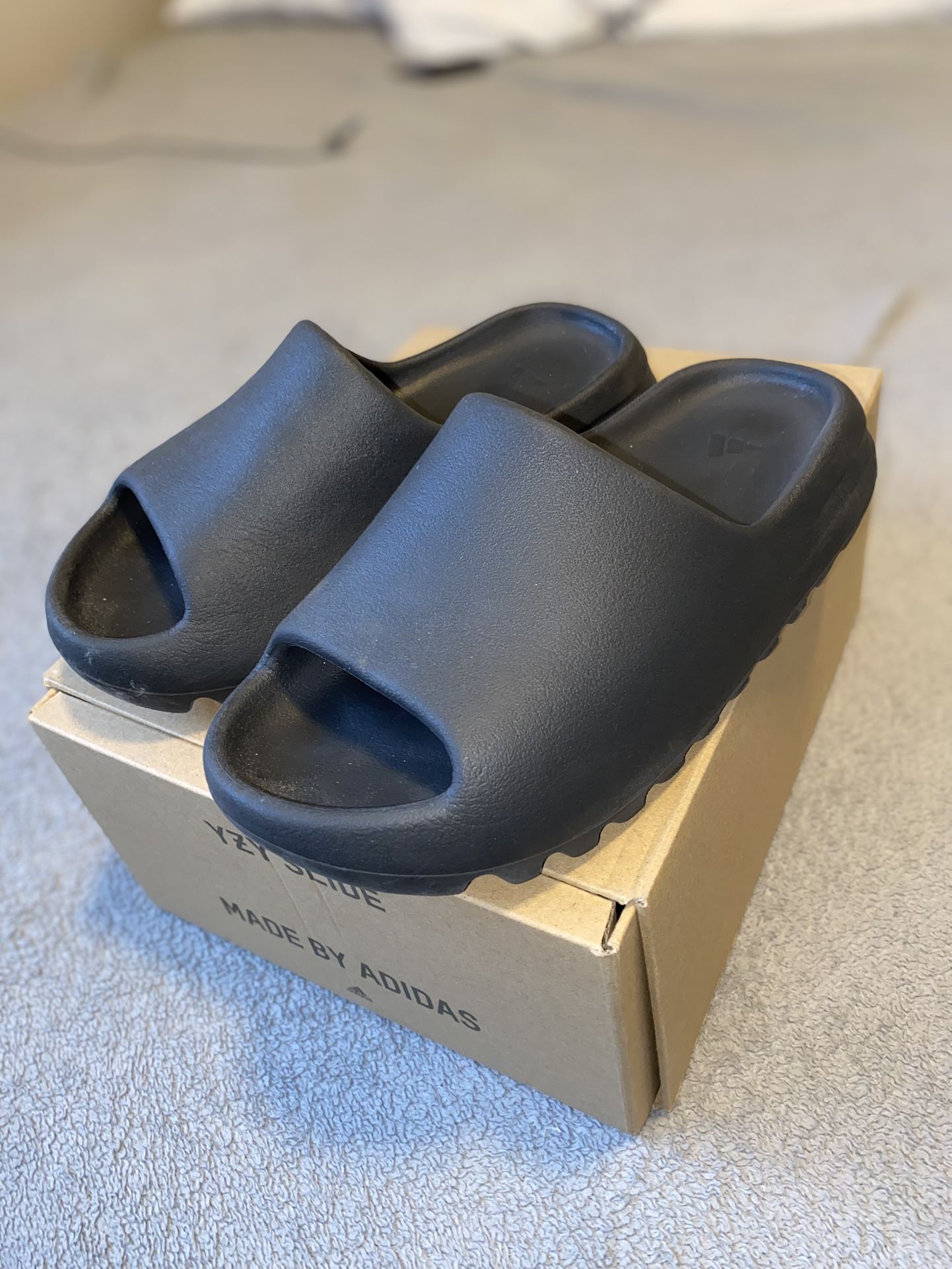 Yeezy Slide