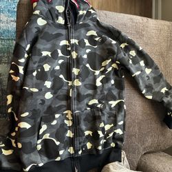 Bape Hoodie (black and white