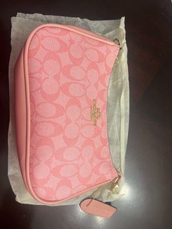 Coach Signature Shoulder Bag Pink