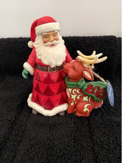 Collectible Santa figurine by Jim Shore