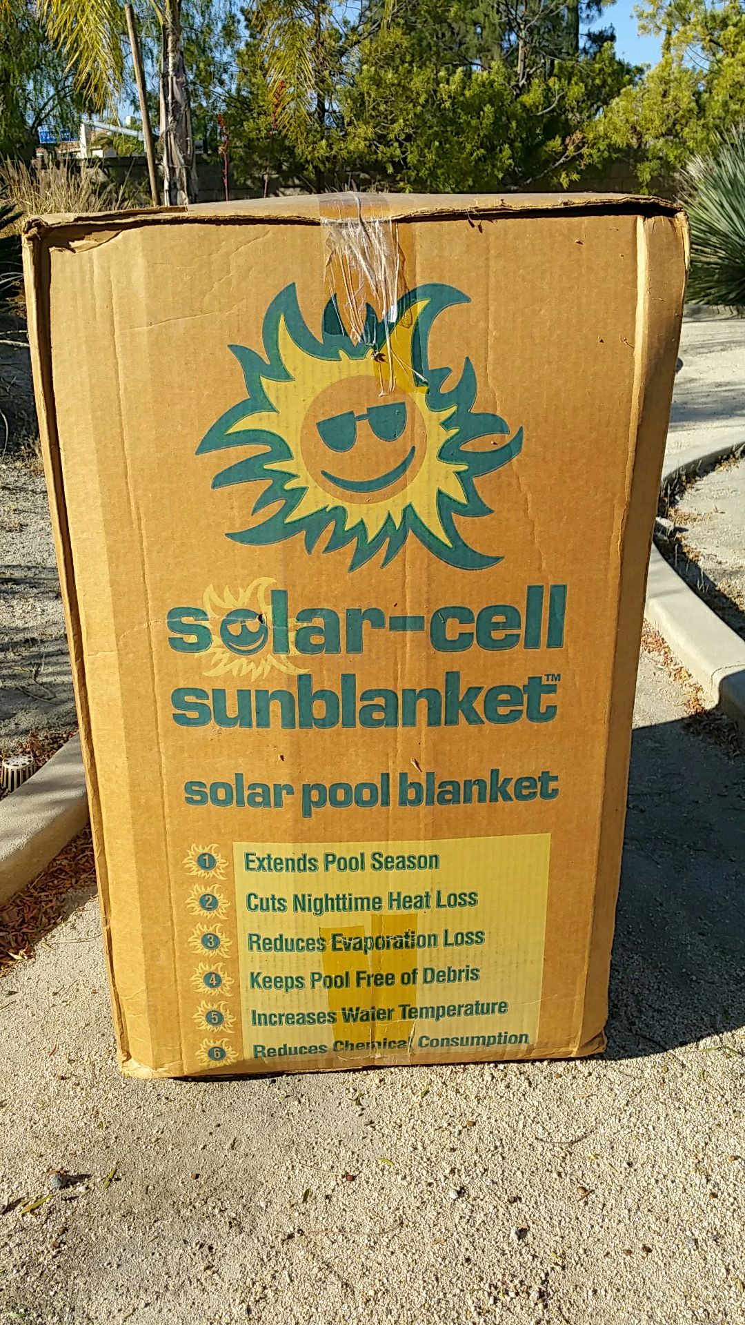 Brand New Solar-Cell Sun blanket / Pool Cover