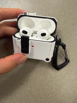 AirPod with case