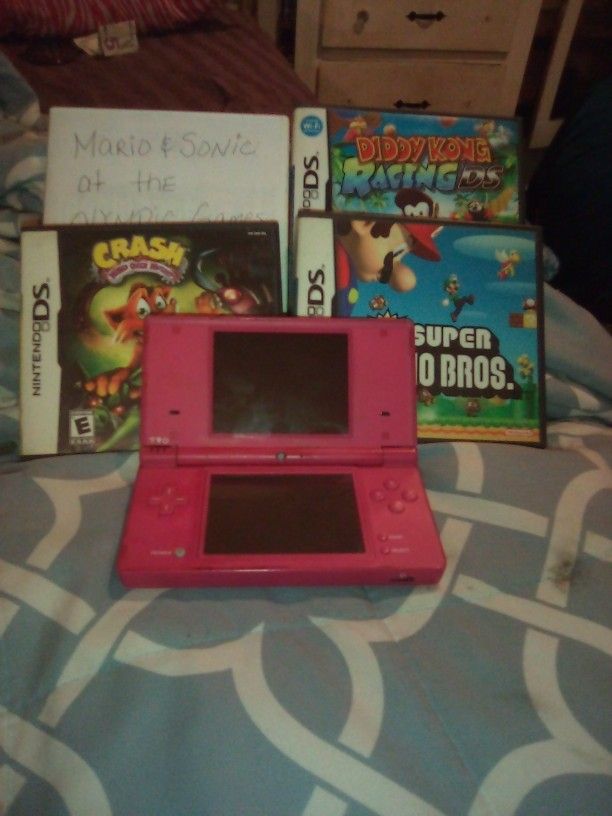 Nintendo DS Red