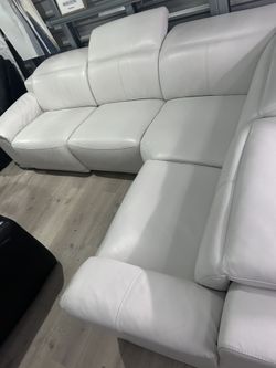 SECTIONAL GENUINE LEATHER RECLINER ELECTRIC WHITE COLOR.. ✅💥🚛DELIVERY SERVICE AVAILABLE 💥✅🚛