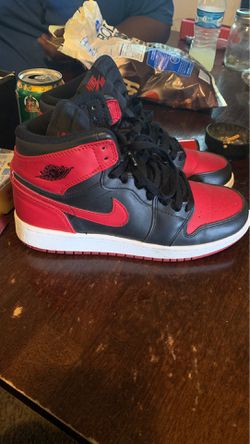Jordan 1 Bred/Banned Youth size 6