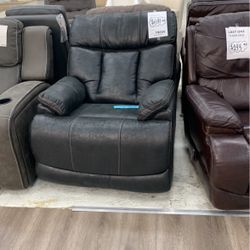 Flexsteel Fabric Lift Recliner Chair