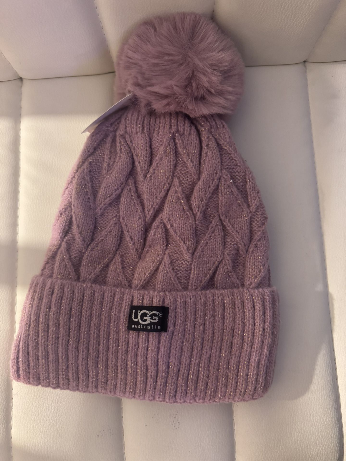 UGG KNITTED HAT