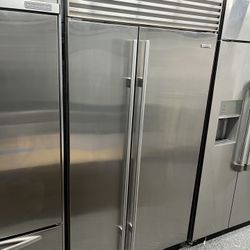 Sub Zero Classic Side By Side Built In 42” Refrigerator Ice Maker 