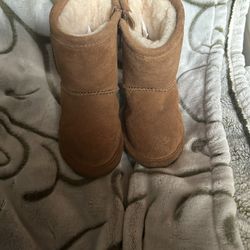 Toddler Bearpaw Boots 