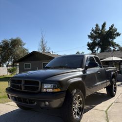 2003 Dodge Dakota