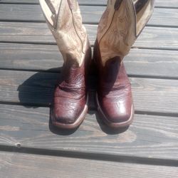 Boots Double H Bull Hide 10.5 D