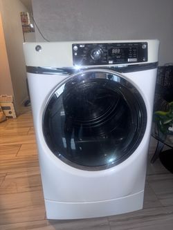GE WASHER AND DRYER-READ DESCRIPTION