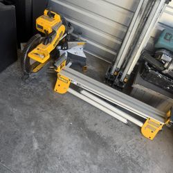 DEWALT CORDLESS SLIDING MITER SAW
