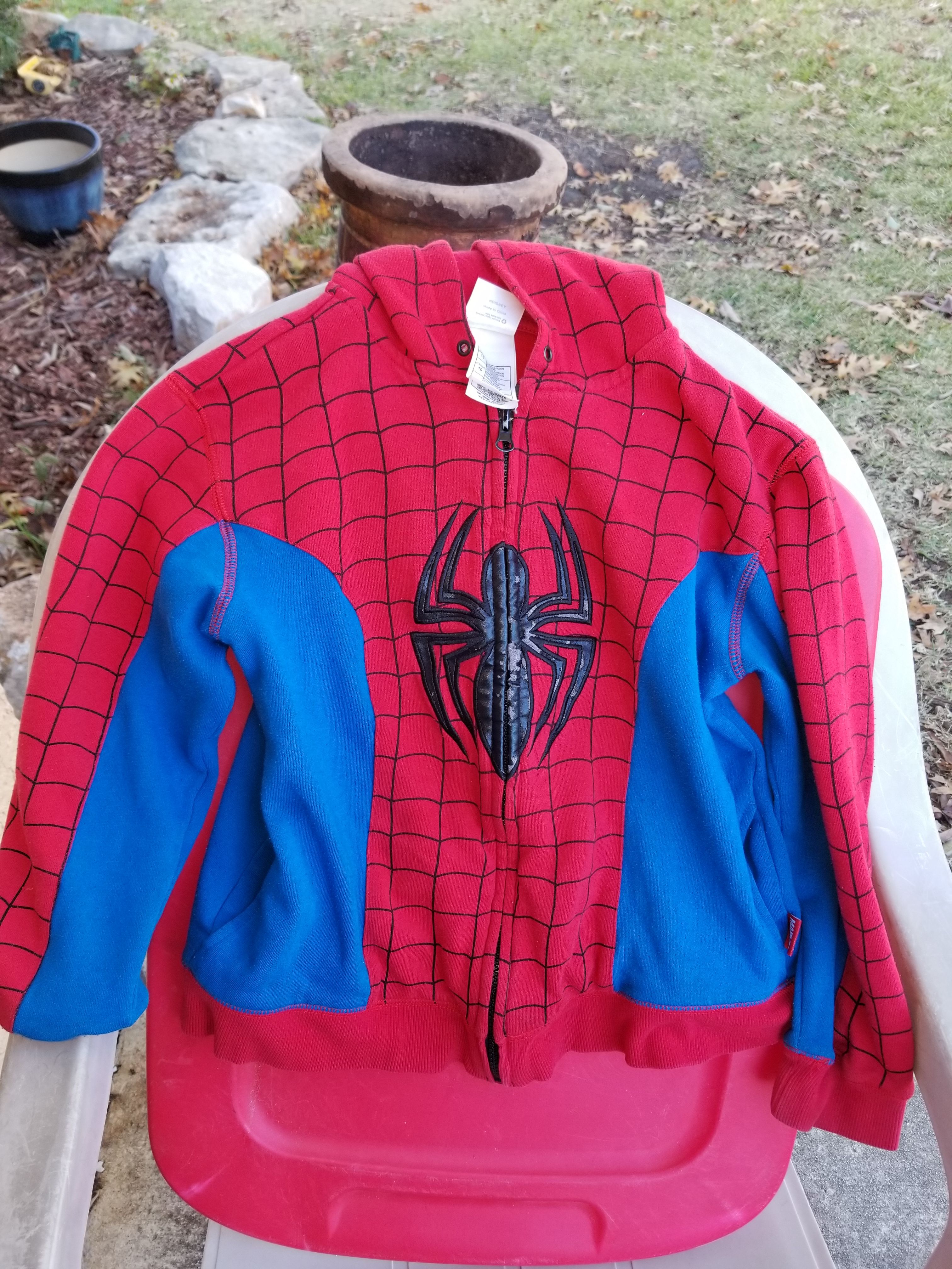 Kids Spiderman sweater size (10)