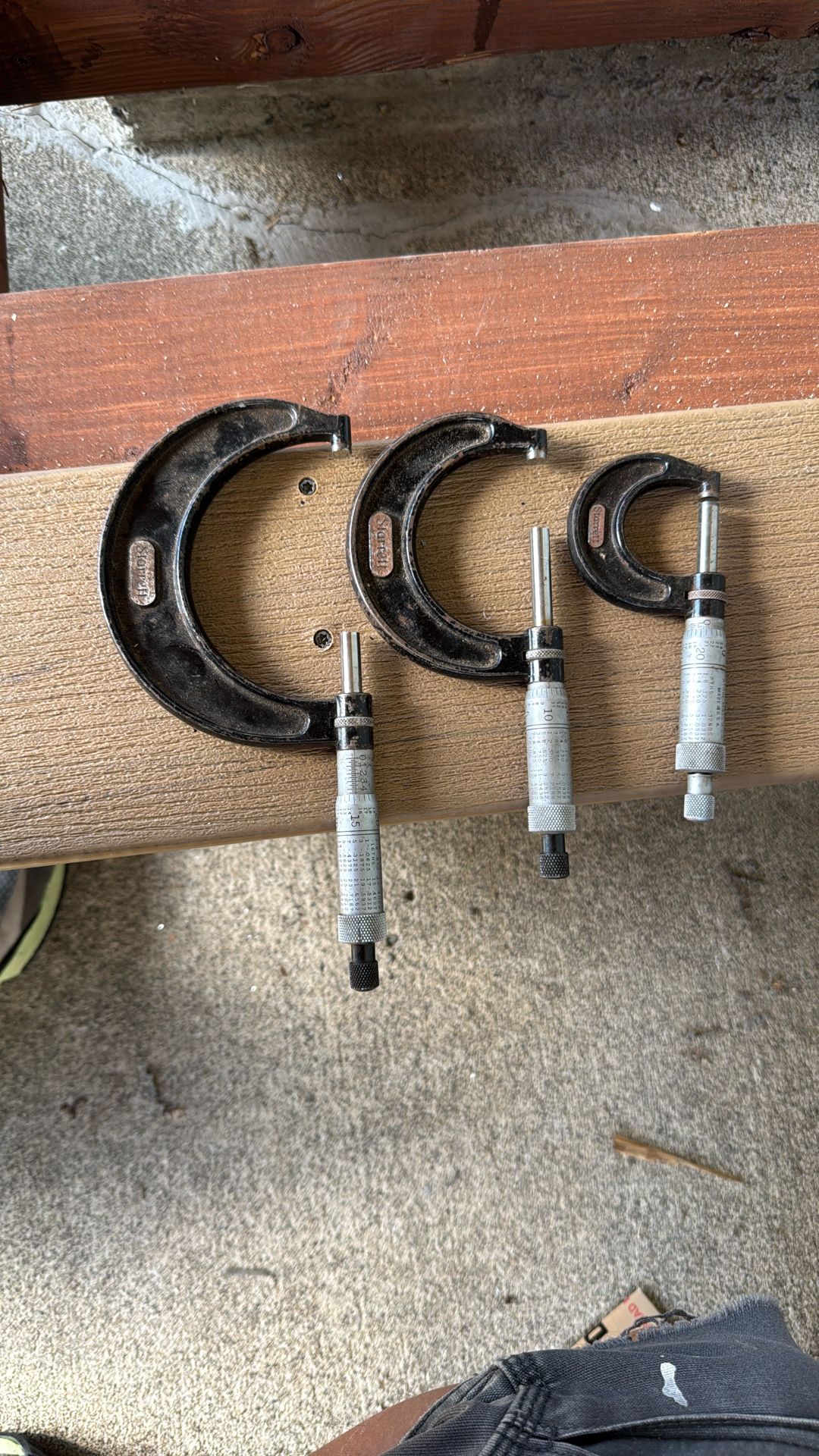 Starret  Micrometer set     