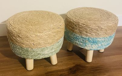 Ottoman/Footrest (2)