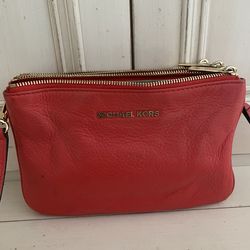 Reduced Michael Kors Orange Crossbody Great Fall Color!