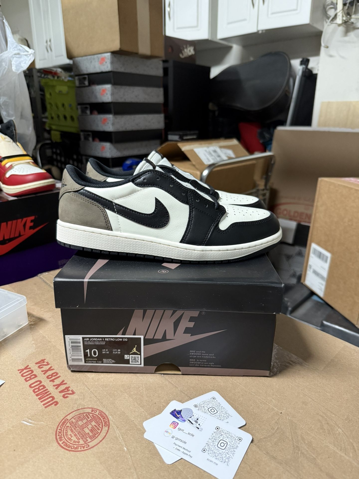Air Jordan 1 Retro Low Mocha