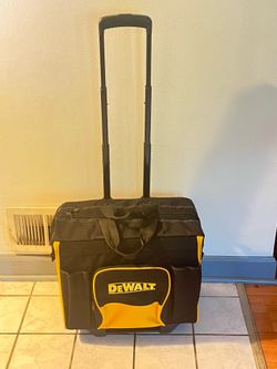 Dewalt new site-ready storage bag with wheels never used