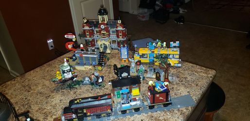 The Hole Lego Hidden Side Collection