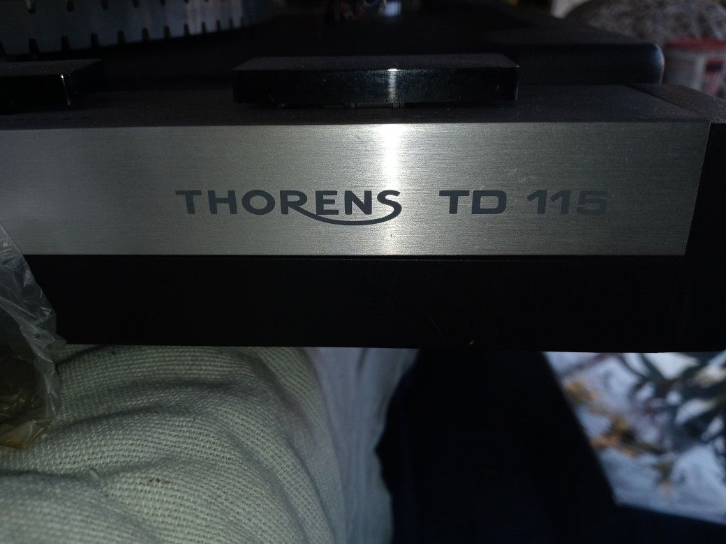 Thorens TD 115 Turntable