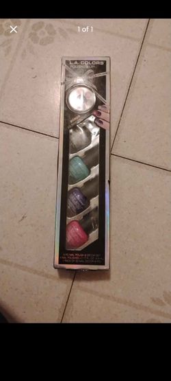 L.A. Colors Polished Up Nail Polish & Decor Set