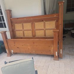 King Bed Frame 4 Post Solid Impoted Wood