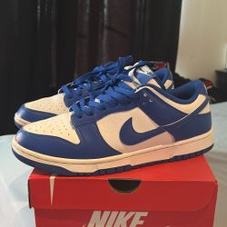 White Blue Dunks 9.5 8/10 Condition.