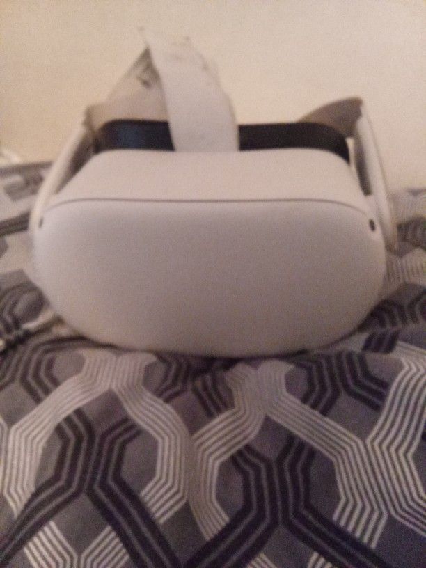 Meta Quest Two Vr Headset