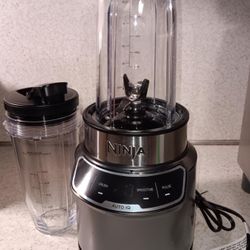 Ninja Auto IQ Blender , Breville Frother , Rice Cooker , Hydro flask , KitchenAid , Tea Kettle + more Entire Kitchen Full Set  